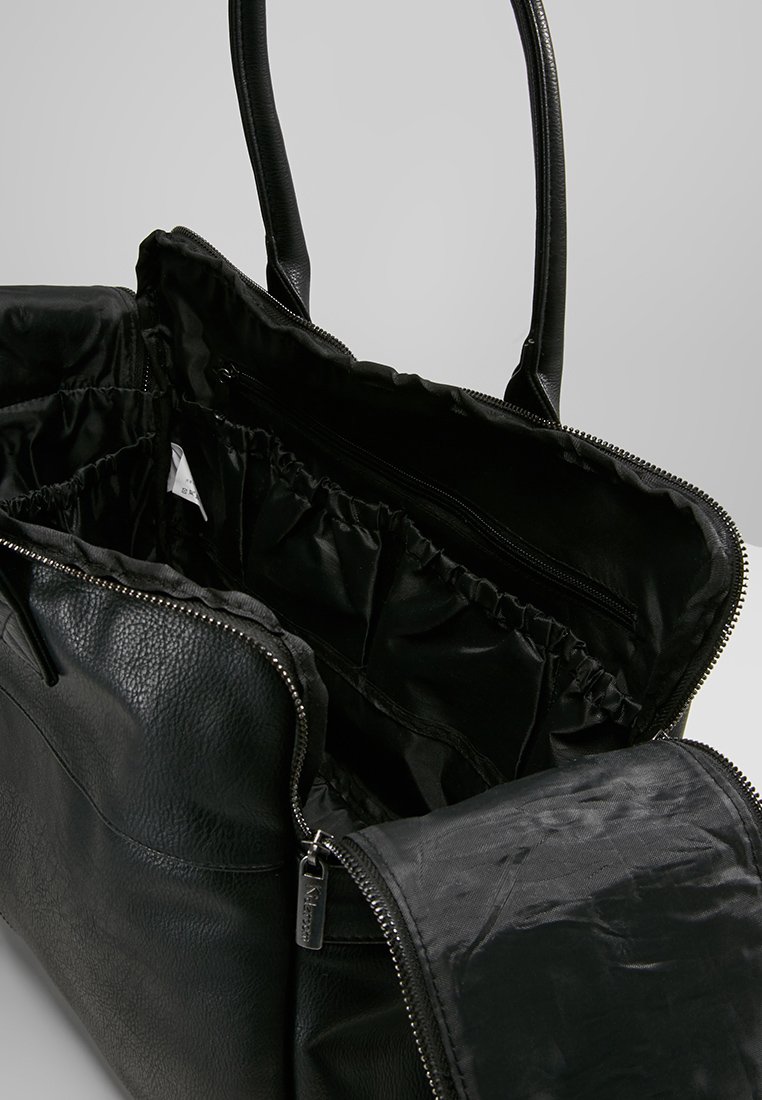 Kidzroom CARE JOY DIAPERBAG Stelleveske black Zalando.no Kidzroom CARE JOY DIAPERBAG Stelleveske black Zalando.no