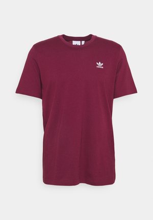 Bordowy T-shirt Adidas z krótkim rękawem, okrągłym dekoltem i małym białym logo trefoil Adidas na lewej piersi.