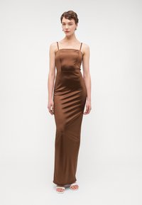 WAL G TALL AUTUMN WEDDING BELLA STRAPPY MAXI - Dzsörzéruha - chocolate brown