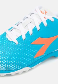 Diadora PICHICHI 6 TF JR UNISEX - Scarpe da calcio per terreni sintetici - blue fluo/white/orange
