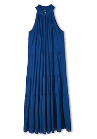 Une robe maxi sans manches de couleur bleue avec un col rond, une texture plissée et un design en strates. Fermée par un bouton à l'arrière.