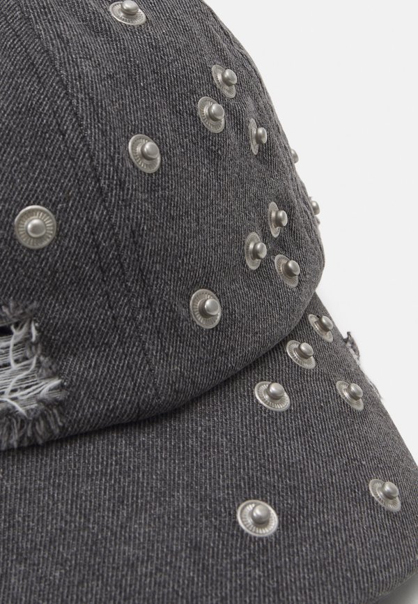 BUTTON UNISEX - Cap2