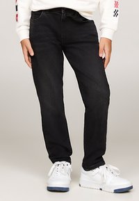 Tommy Hilfiger MODERN WASH - Straight leg jeans - blackused