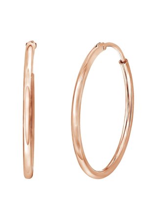 Par af slanke, polerede øreringe i rosaguld med hængsel-lås, vist mod en hvid baggrund.