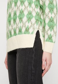 Marks & Spencer Sweter