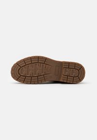 Pier One Botine clasice - tan