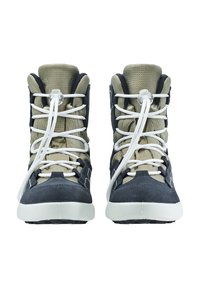 Hoge sneakers met een marineblauw suède en khaki mesh bovenwerk, witte veters en een gestructureerde rubberen zool. Beschikt over een gevoerde kraag en tong.