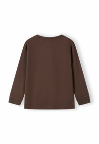 Camicia a maniche lunghe marrone con polsini e scollo a coste, mostrata da dietro su uno sfondo bianco.