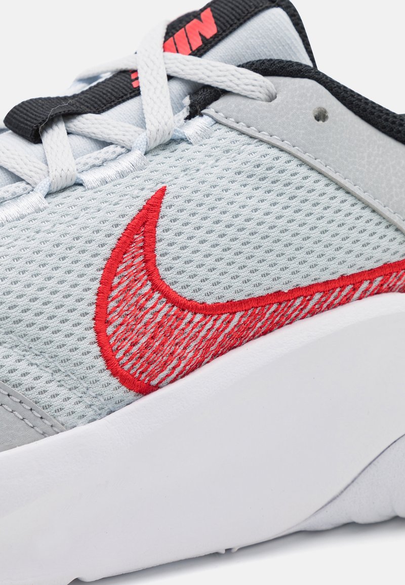 Nike Performance Training shoe - grey - (Pre-owned) - Zalando.ie display picture 1