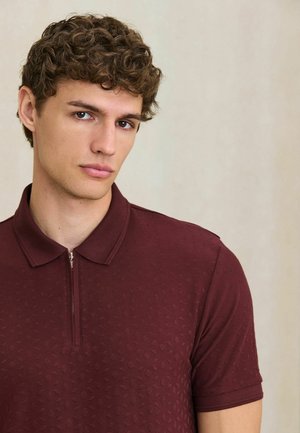 Next, ZIP NECK SMART POLO SHIRT  - REGULAR FIT - Polo shirt - brown