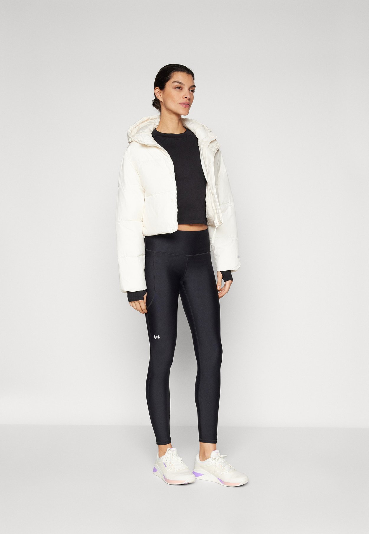 ESSENTIAL CROPPED HOODED PUFFER
