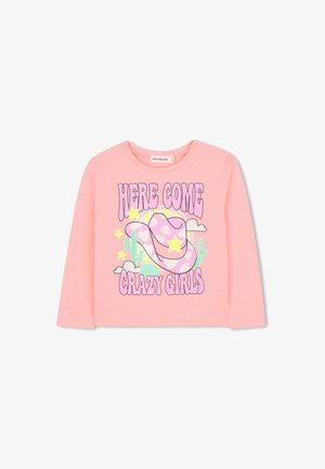 Roze lange mouwen overhemd met een grafisch ontwerp van een cowboyhoed, sterren en cactussen, gedrukt in verschillende kleuren. Zacht katoenen materiaal.