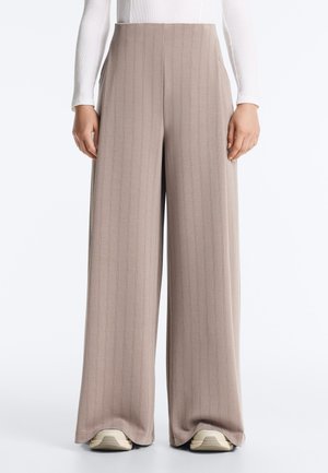 WIDE  - Spodnie materiałowe