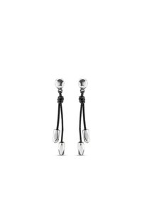 Boucles d'oreilles en argent avec cordon noir. Caractéristiques des têtes arrondies et des extrémités allongées et effilées. Design élégant et moderne avec un look minimaliste.