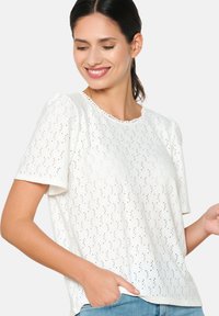 LolaLiza WITH BRODERIE ANGLAISE - Blouse - optical white