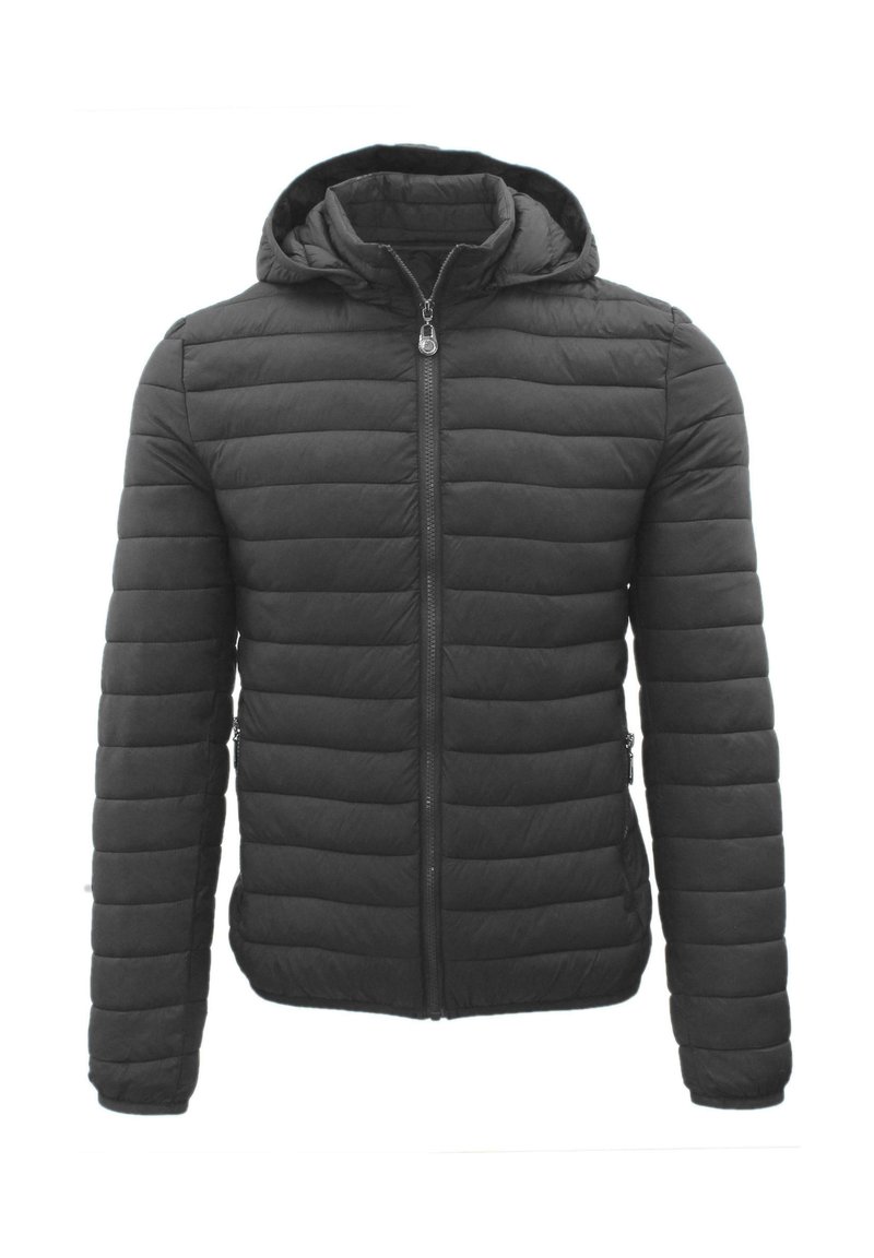 Giacca nera imbottita con cappuccio, dotata di zip frontale completa, tasche laterali e cuciture orizzontali per un tocco di texture in più.