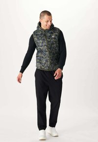 JOTT MANCHES À PRINT MILITAIRE PAT - Chaleco - vert