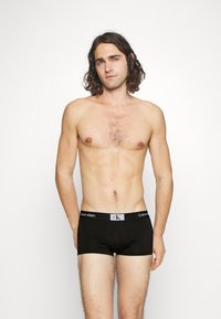 Calvin Klein Underwear - TRUNK 3 PACK - Bikses - black Miniatūras attēls 1