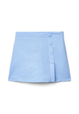 Minigonna azzurro chiaro con dettaglio di bottoni frontali e una patta sovrapposta sul lato destro.