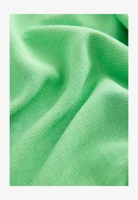 Non selezionato, green