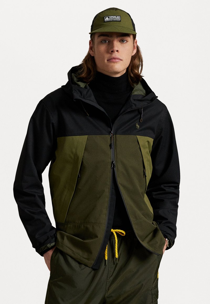 Polo Ralph Lauren - COLOR BLOCKED HOODED JACKET - Lett jakke - new olive/armadillo, Forstørre