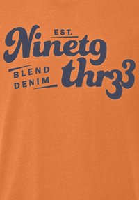 Blend BHTee - T-shirts med print - apricot orange