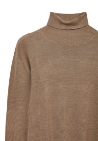 Pull à col roulé en tricot couleur marron clair, avec un col haut, des manches longues et une texture douce, offrant une coupe ample.