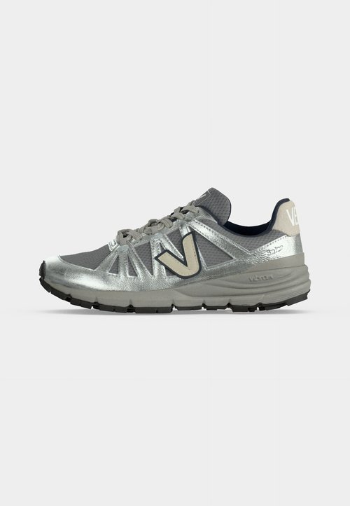 Veja SALAR - Trainers - silver-coloured — foto 2