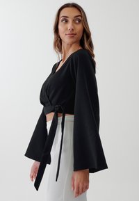 TUSSAH CAITLIN BLOUSE - Bluse - black
