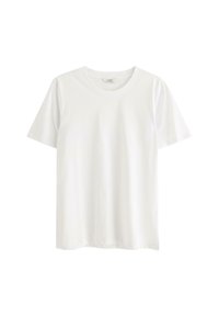Hvid kortærmet t-shirt lavet af bomuld med rund halsudskæring. Har en glat tekstur og ingen synlige mønstre eller detaljer.