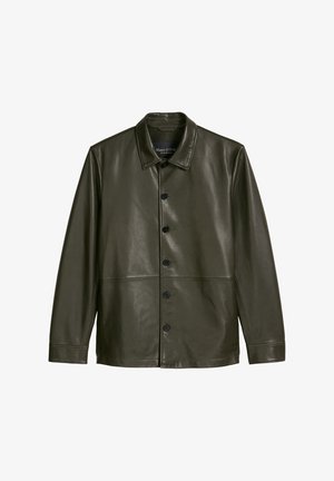 Donkergroene leren jas met knopen, een klassieke kraag en lange mouwen, voorzien van zichtbare stiknaden.