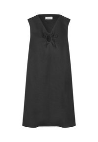 Robe sans manches noire avec un décolleté en V et une ouverture en forme de trou de clé, comportant un détail de lien au niveau de la poitrine. Fabriquée en tissu lisse avec un design simple.