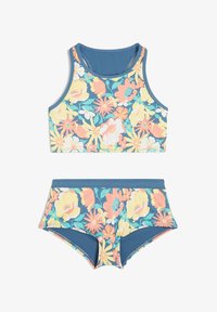 Unselected, blue santa monica