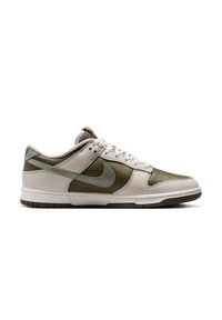 Nike Sportswear DUNK LOW RETRO - Stringate sportive - medium olive sail ironstone jade horizon