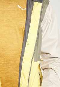 Columbia INNER LIMITS™ II JACKET - Giacca hard shell - golden nugget/stone/ancient fossil