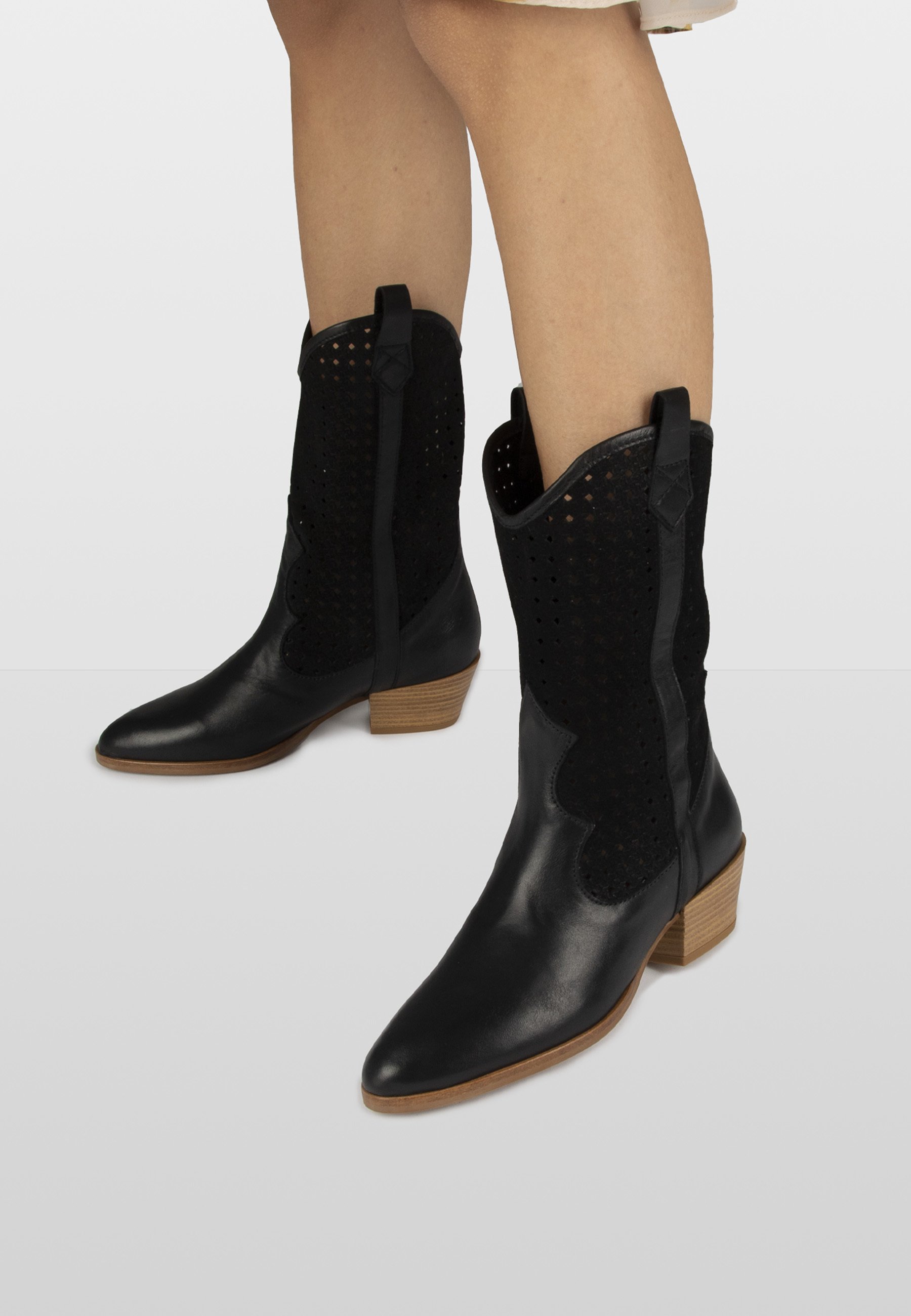 Hispanitas KANSAS - Botas camperas - black/negro - Zalando.es