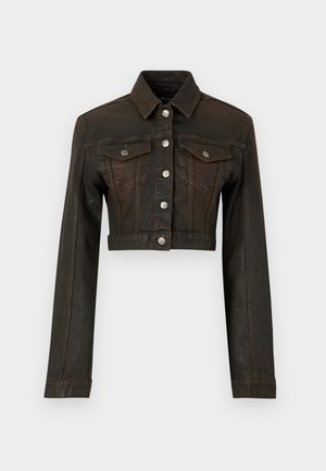 Sieviešu tumši brūna cropped džinsa jaka ar gariem piedurknēm, pogājamu priekšpusi, divām krūšu kabatām ar atloku pogām un klasisku apkakli.