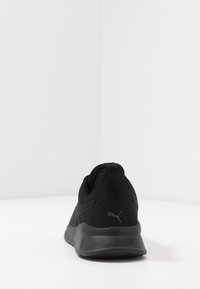 Puma Chaussures de running sur route - black