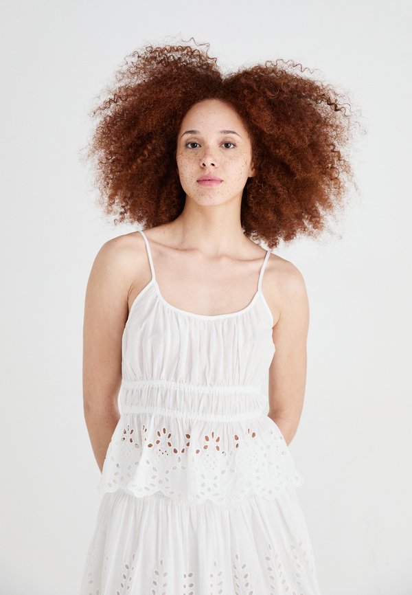 SMOCKED EYELET TANK - Top