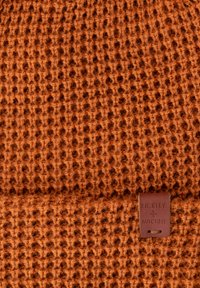 Bickley+Mitchell Muts - hazelnut