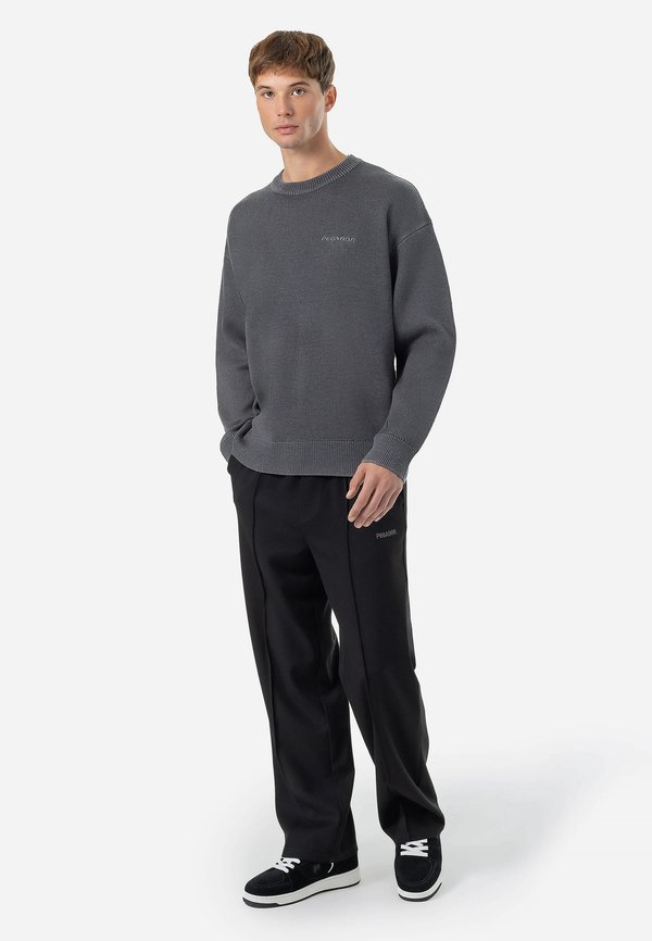 LOGO SWEATER - Jumper3