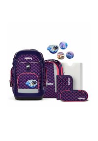 Purple backpack with pink scale pattern, featuring a front pocket and reflective accents. Set includes pencil case, white folder, and collectible badges.