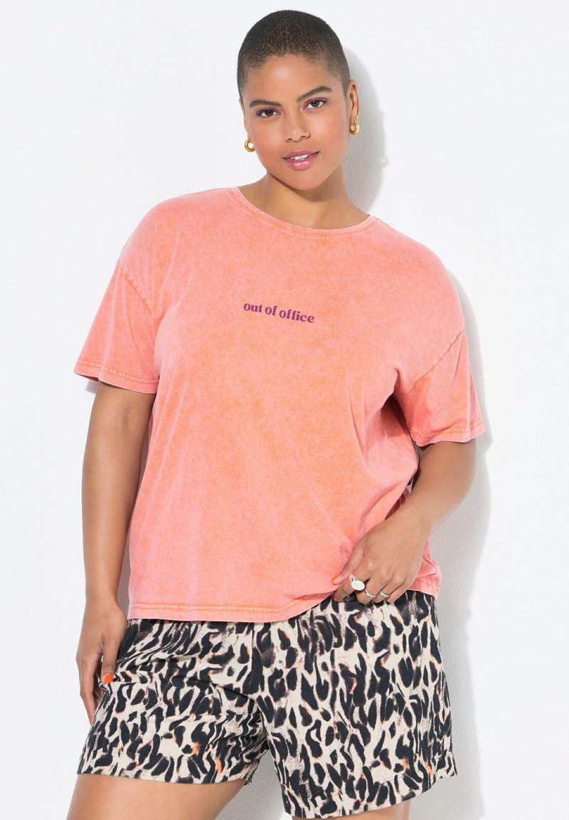 Studio Untold - STATEMENT - T-Shirt print - pumpkin, Vergrößern