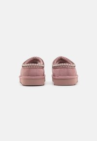 UGG TASMAN - Lahtised kingad - lavender shadow
