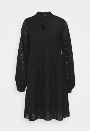 Vero Moda Tall Robe de jour - black
