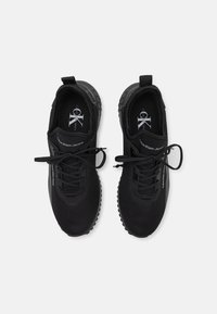 Calvin Klein Jeans EVA RUNNER - Sneakers basse - triple black