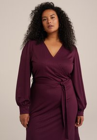 WE Fashion CURVE - Dnevna haljina - violet