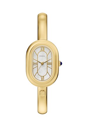 Gouden Fossil polshorloge met een ovale witte wijzerplaat, Romeinse cijfers, slanke gouden wijzers en een smalle, glanzende gouden band.