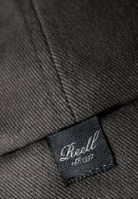 Unselected, dark grey