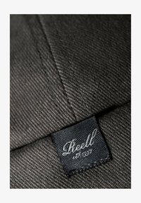 Unselected, dark grey